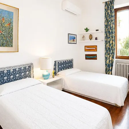 Villa Hostdomus - Gabriella With Private Pool Alassio